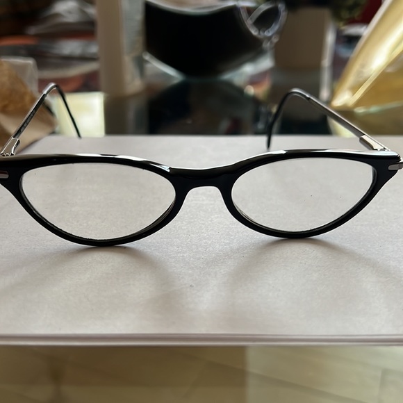 Pierre Laree Eyeglasses - Picture 13 of 16